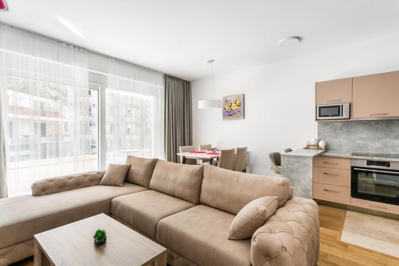 Apartments Lm Residence Рафаиловичи Экстерьер фото