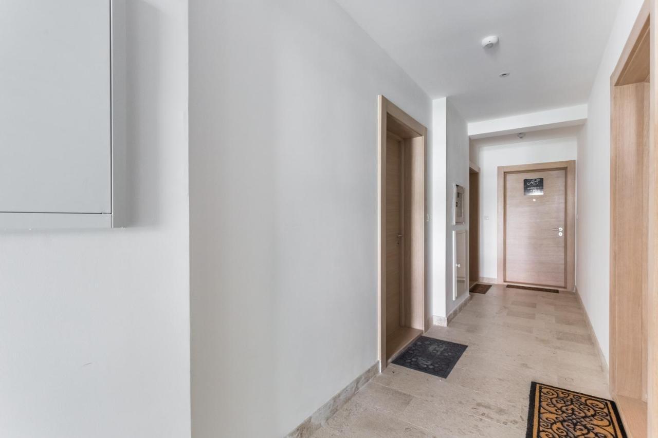 Apartments Lm Residence Рафаиловичи Экстерьер фото
