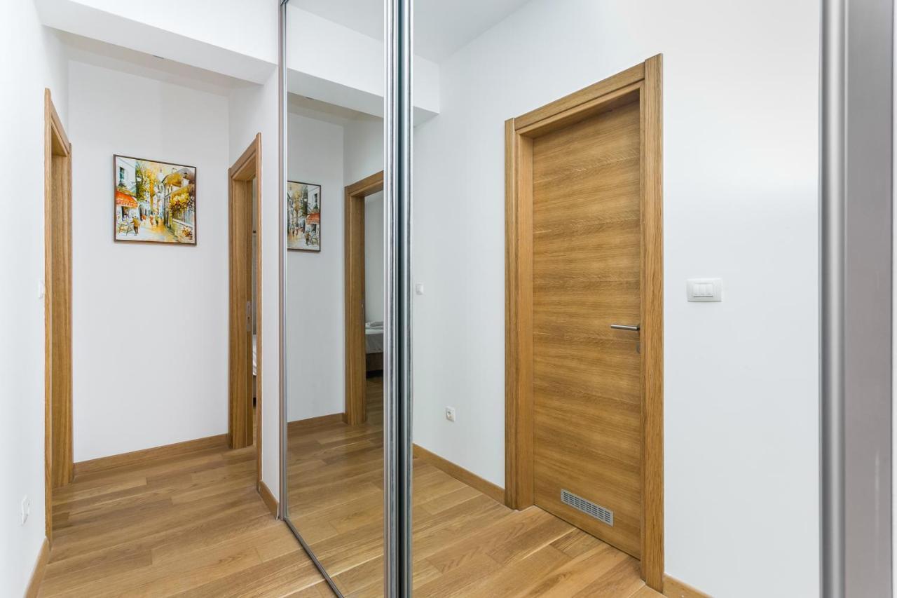 Apartments Lm Residence Рафаиловичи Экстерьер фото