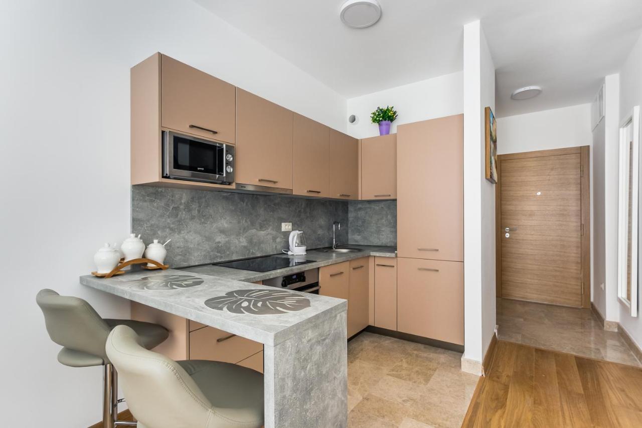 Apartments Lm Residence Рафаиловичи Экстерьер фото