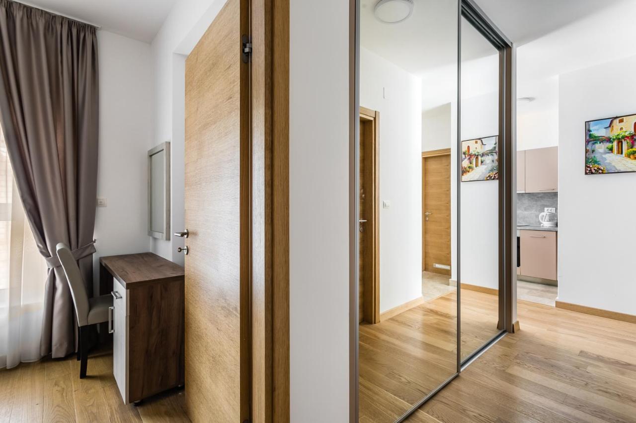 Apartments Lm Residence Рафаиловичи Экстерьер фото