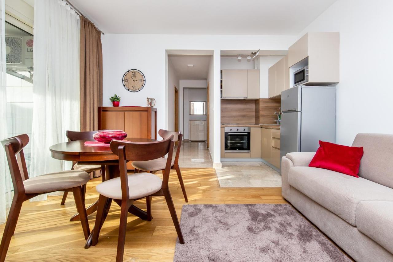 Apartments Lm Residence Рафаиловичи Экстерьер фото