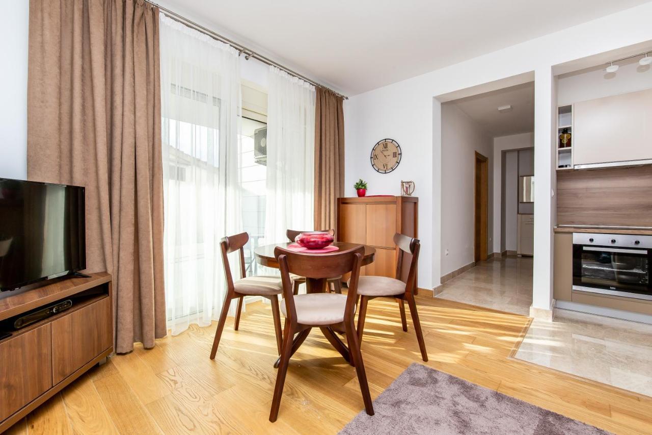 Apartments Lm Residence Рафаиловичи Экстерьер фото