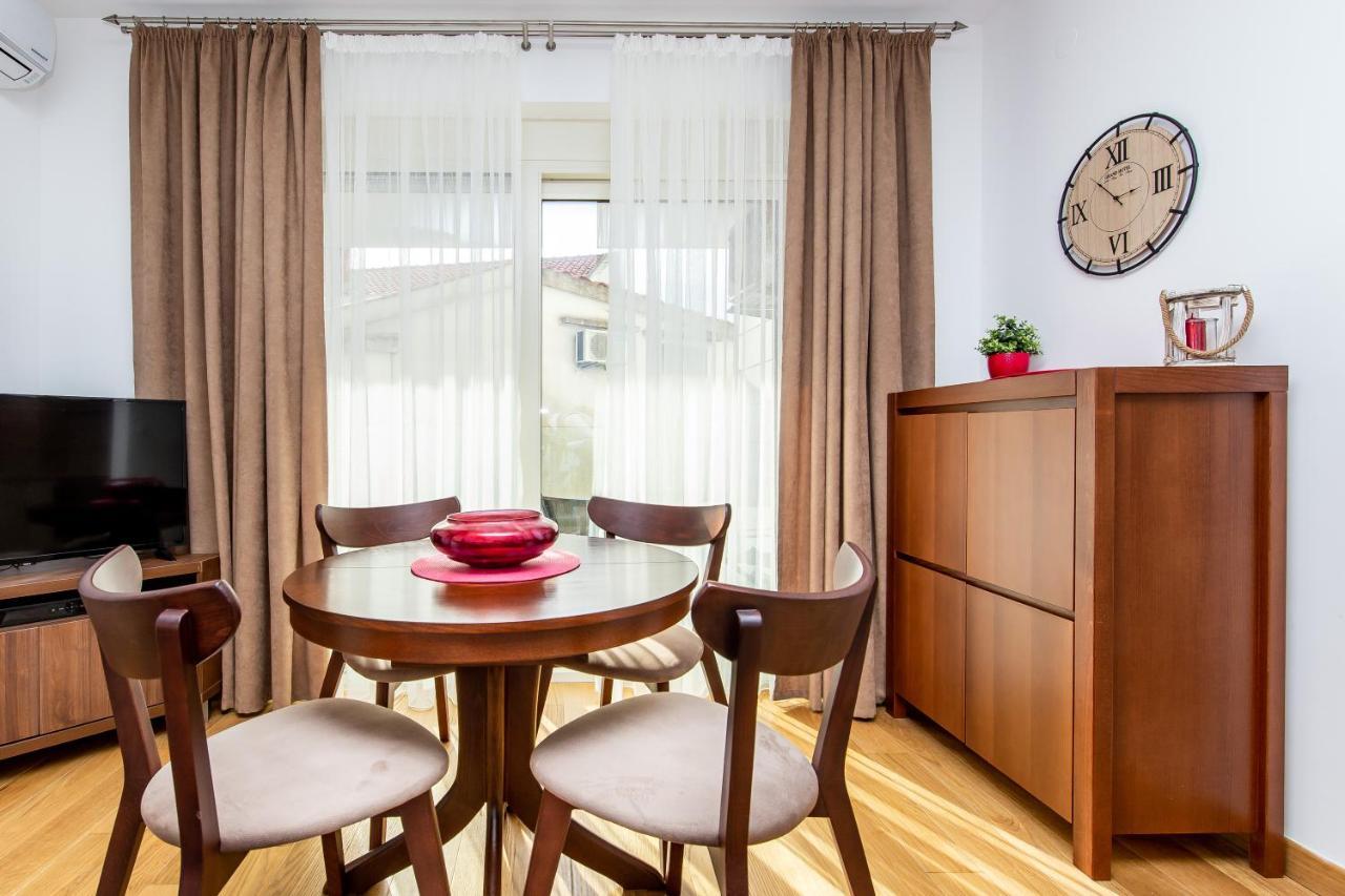 Apartments Lm Residence Рафаиловичи Экстерьер фото